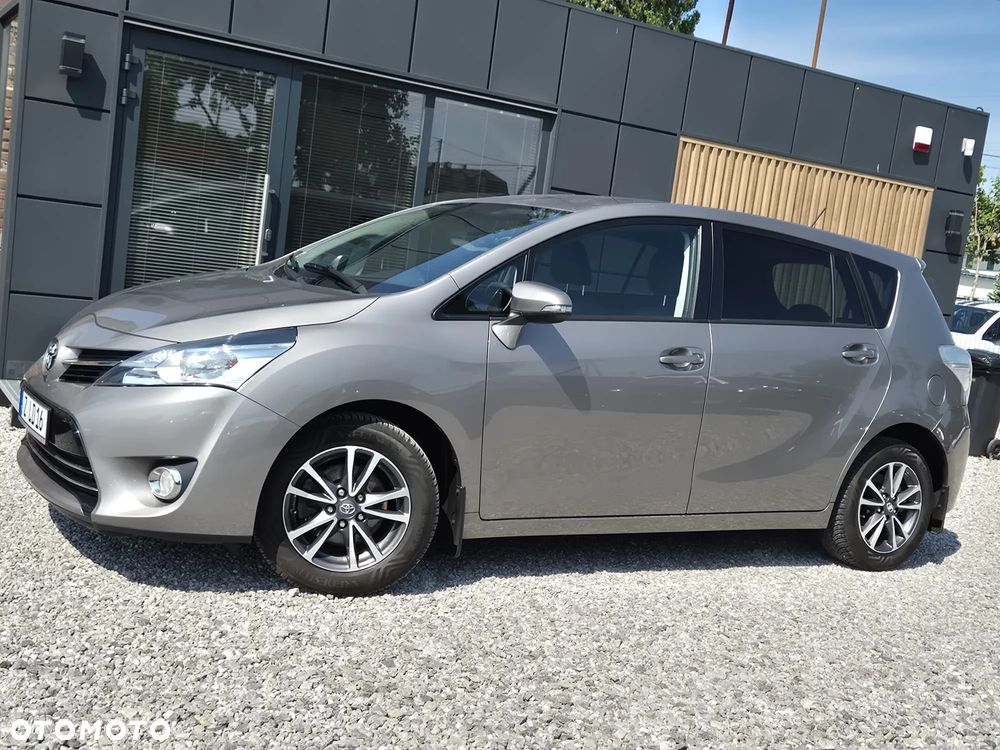 Toyota Verso 1.6 D-4D Prestige - 5