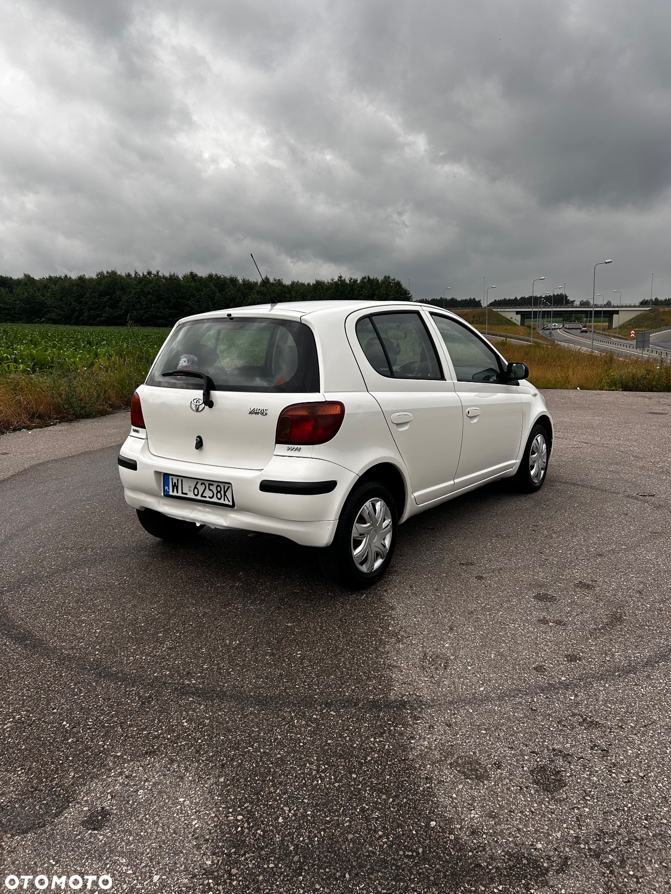 Toyota Yaris - 15