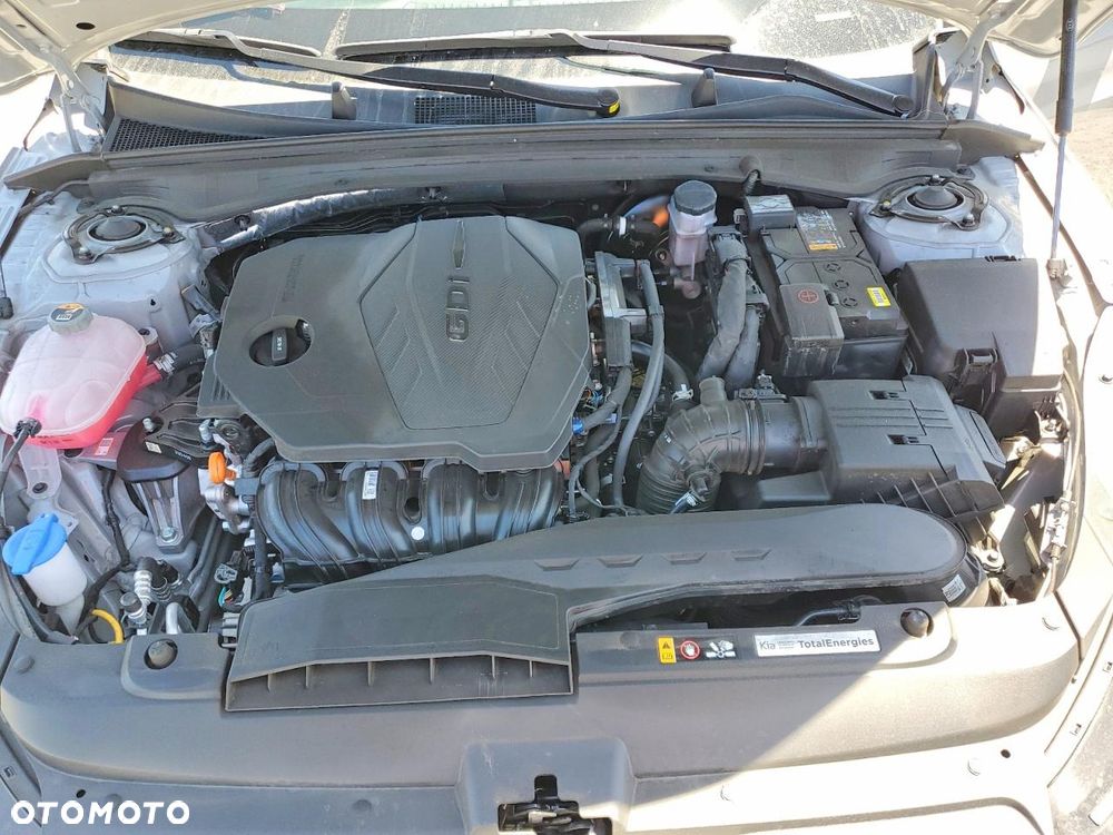 Kia K5 - 12