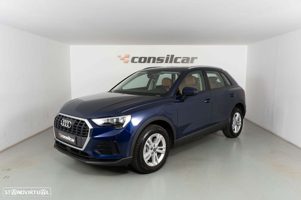Audi Q3 45 TFSIe S tronic - 1