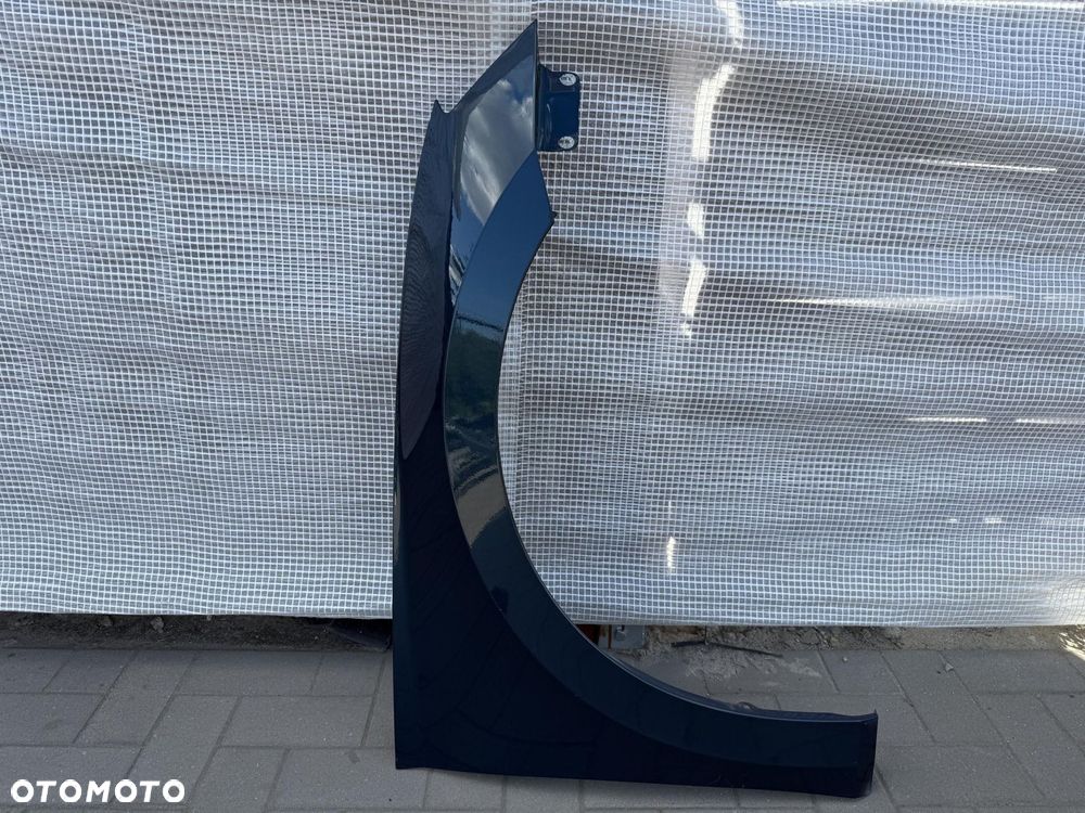 SKODA SUPERB III 3 BŁOTNIK PRZEDNI PRAWY - 1