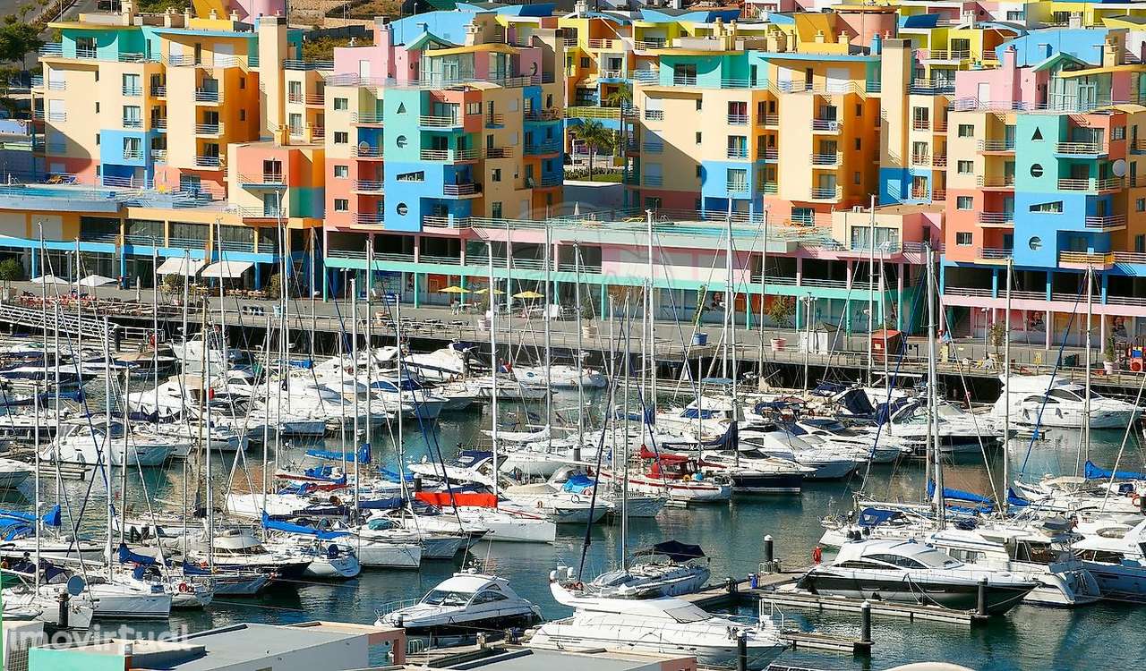 Moradia T4 para venda - Grande imagem: 2/50