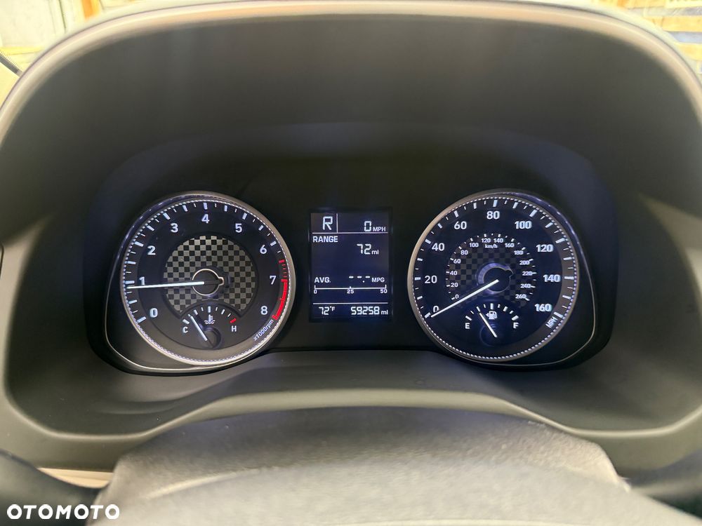 Hyundai Elantra - 14