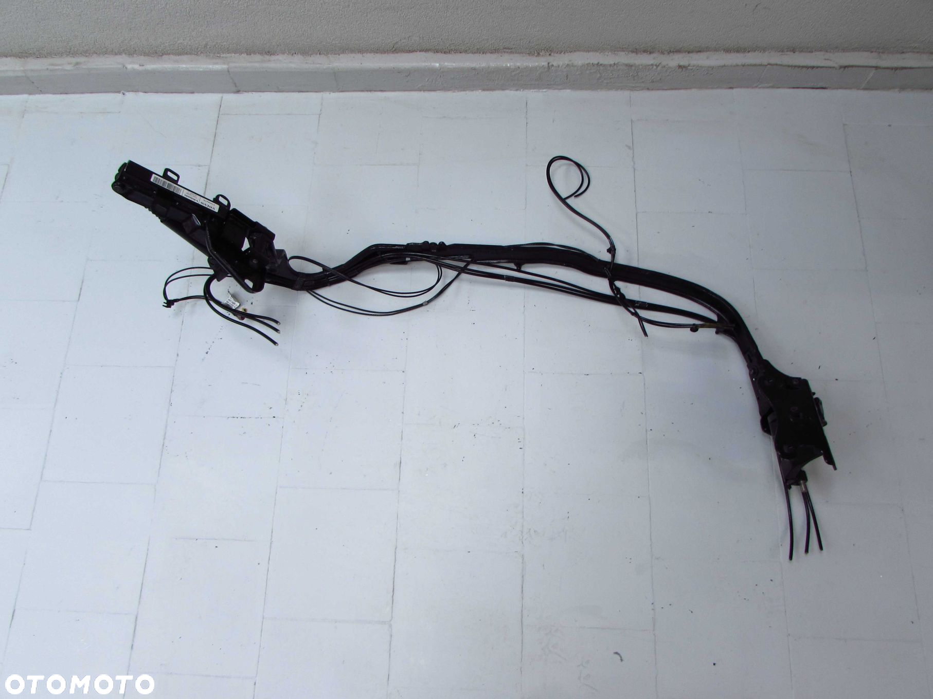 VOLVO C70 II 06-13 ZAWIAS RAMIE RAMA DACHU PRAWA STRONA 31256475 - 3