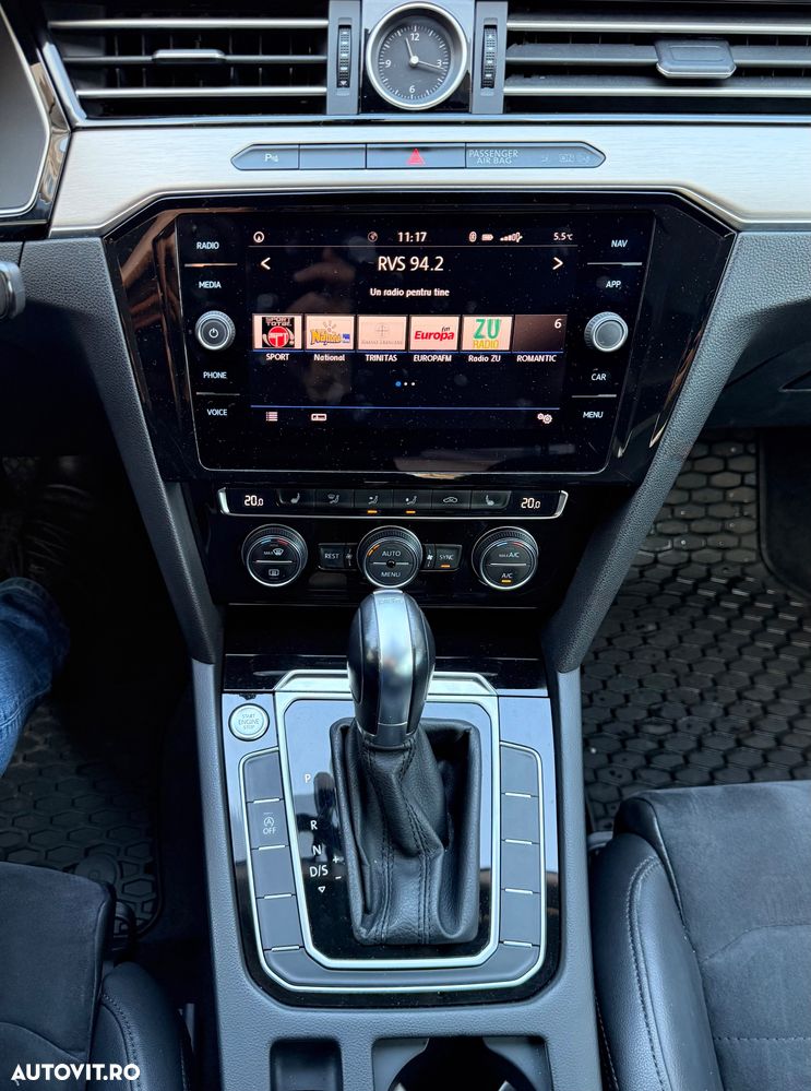 Volkswagen Passat 2.0 TDI DSG 4Motion Highline - 16