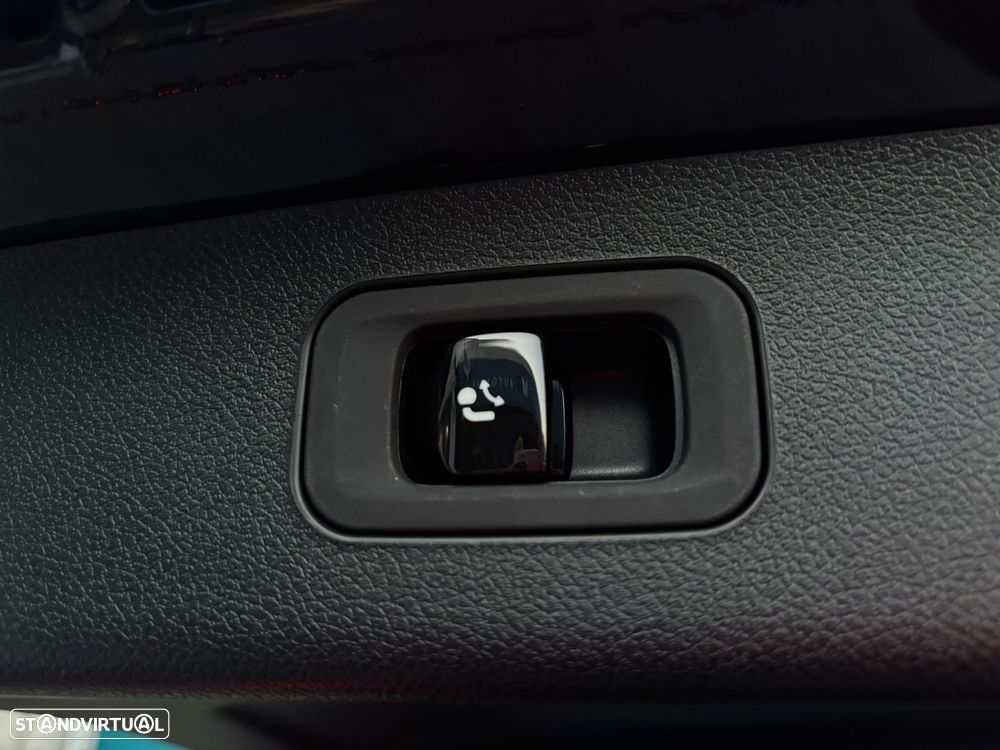 Mercedes-Benz E 300 e Station 9G-TRONIC AMG Line - 17