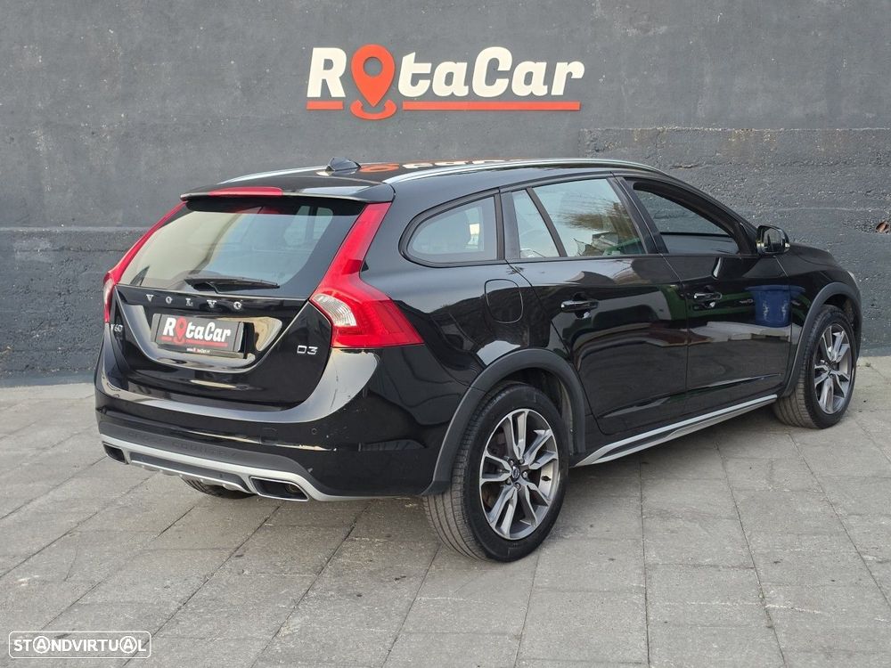 Volvo V60 Cross Country 2.0 D3 Summum Geartronic - 10