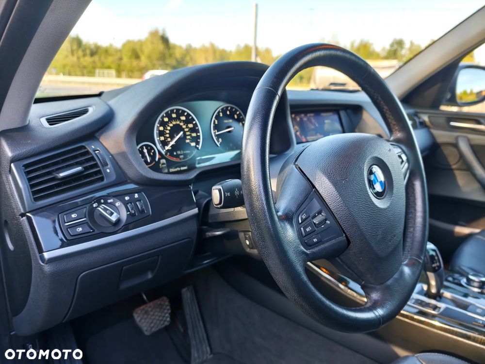 BMW X3 28i xDrive - 23