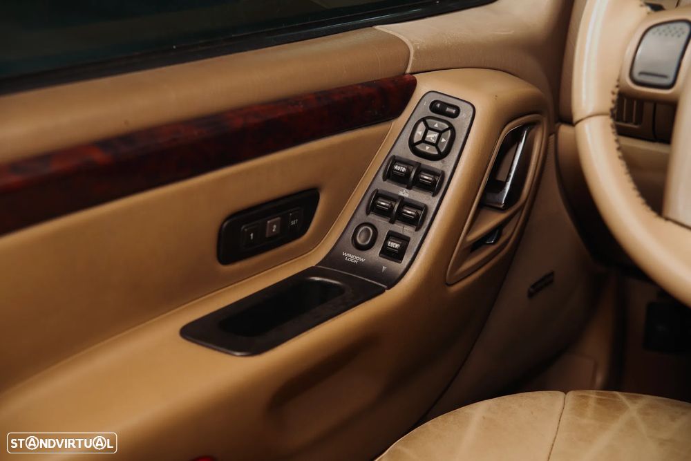 Jeep Grand Cherokee 3.1 TD Limited - 8