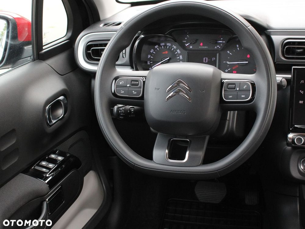 Citroën C3 1.2 PureTech Shine EAT6 - 8