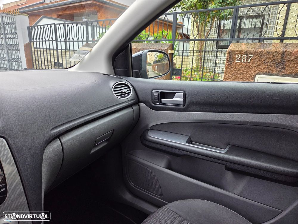 Ford Focus SW 1.6 TDCi Sport WRC - 7