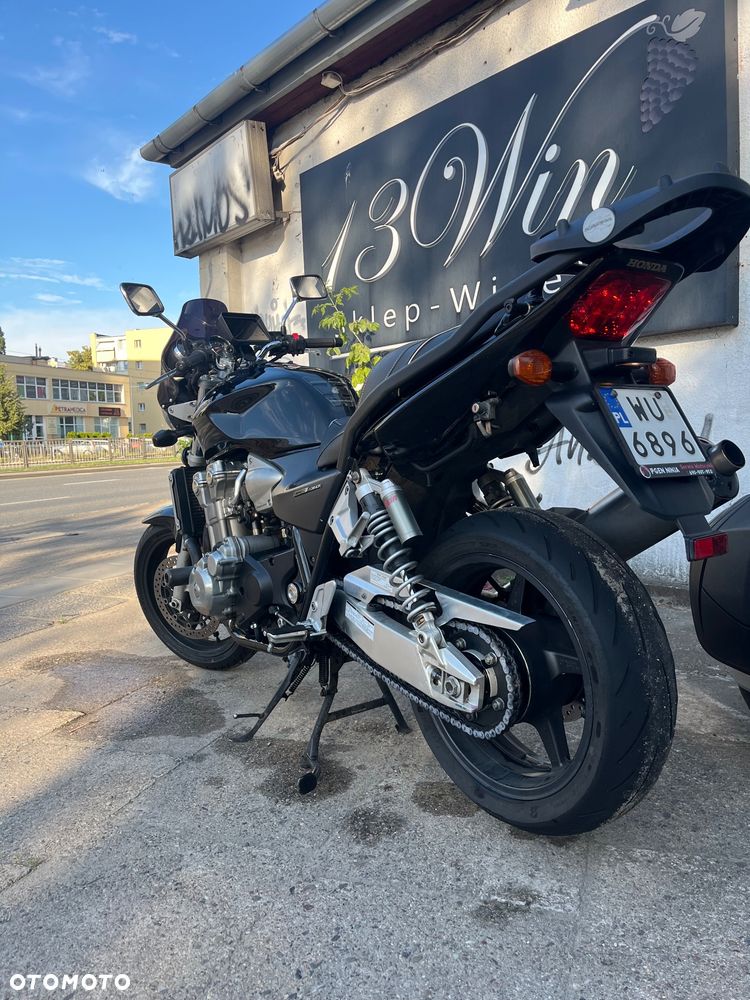 Honda CB - 8