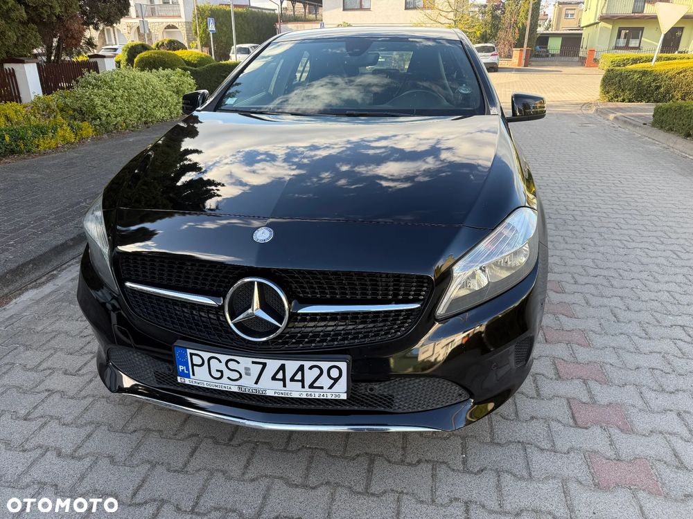 Mercedes-Benz Klasa A 180 d Peak Edition - 15
