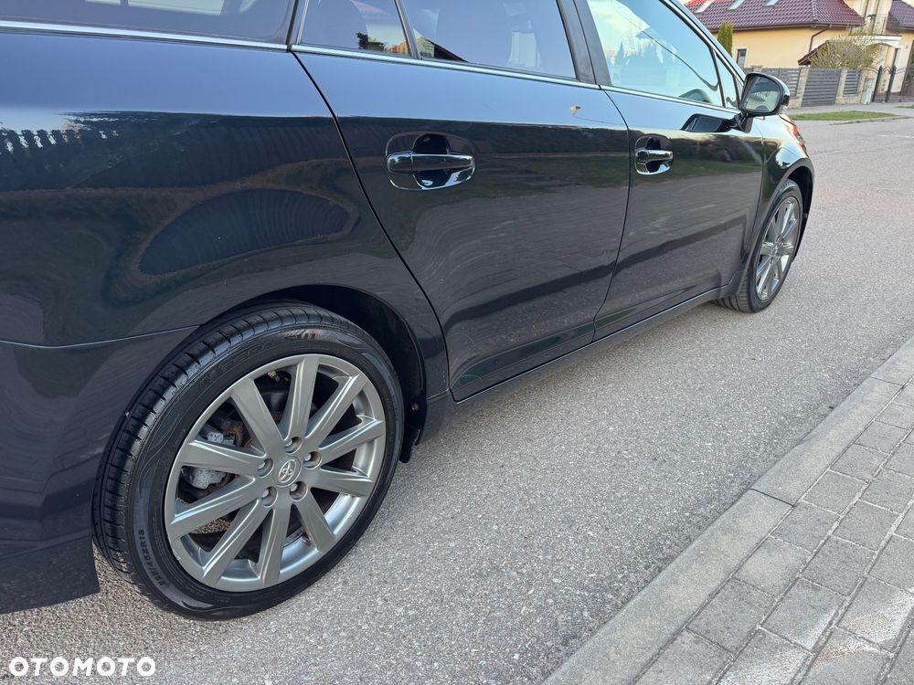 Toyota Avensis 1.8 Executive - 18