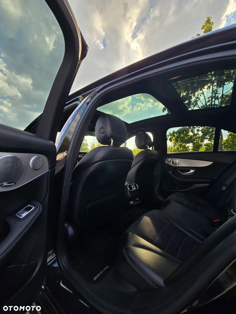 Mercedes-Benz Klasa C 300 e 9G-TRONIC - 38