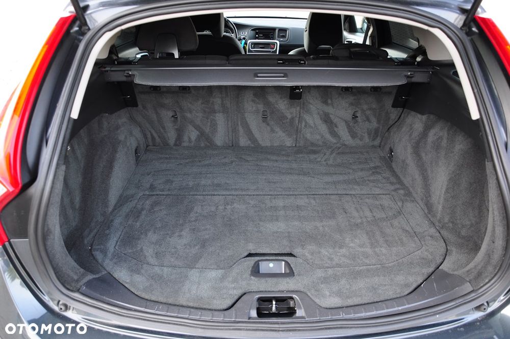 Volvo V60 D3 Momentum - 26