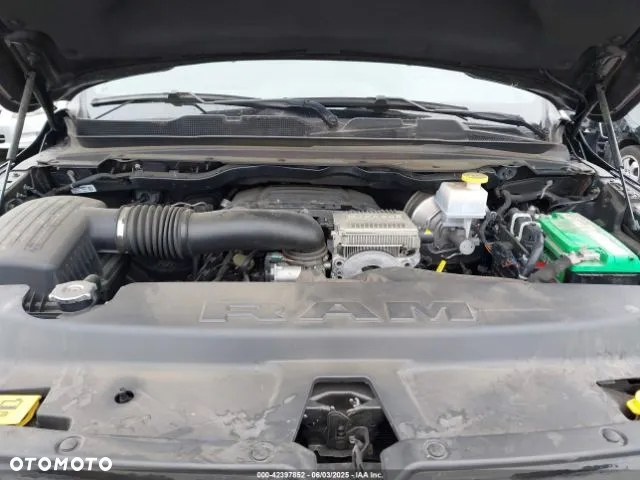RAM 1500 - 9