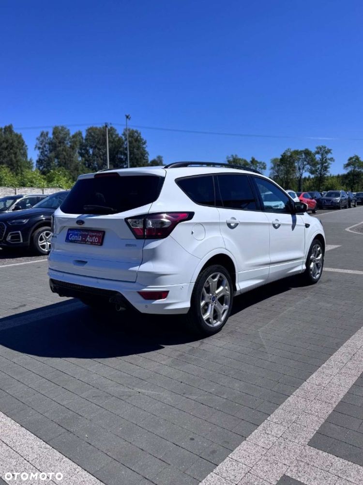 Ford Kuga - 10