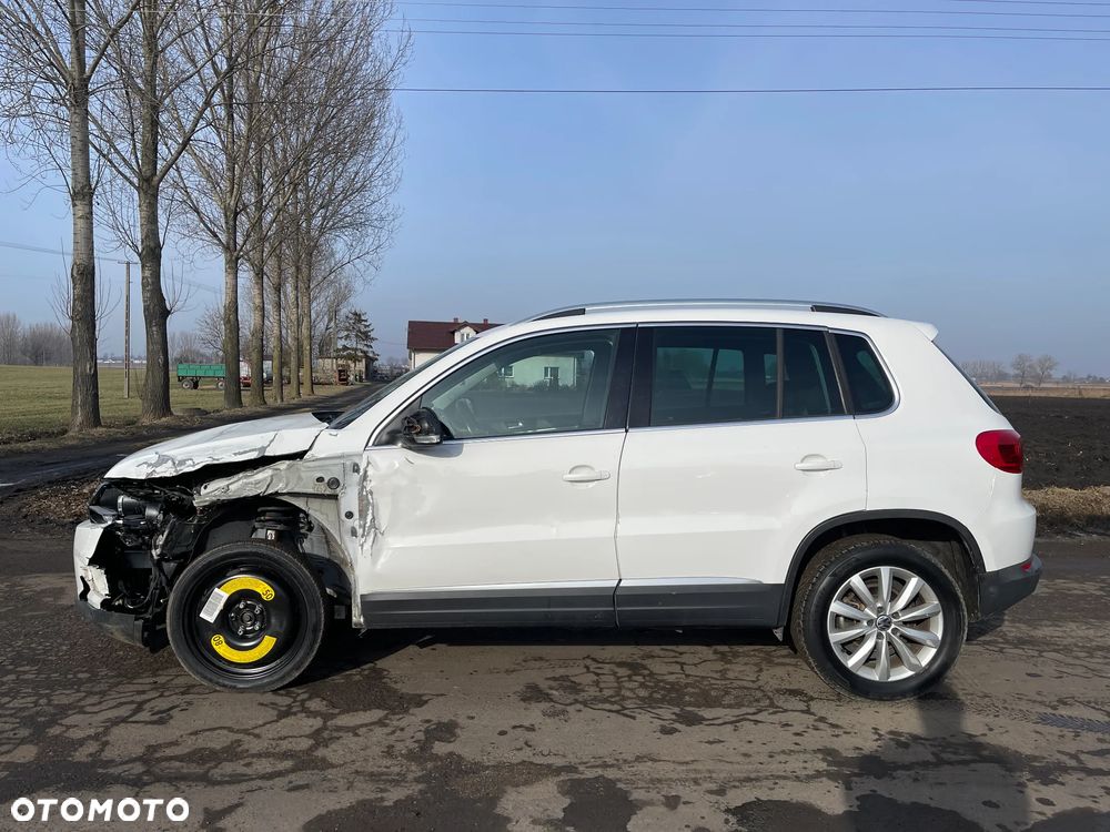 Volkswagen Tiguan 2.0 TDI DPF BlueMotion Technology Trend & Fun - 6