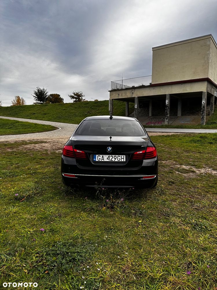 BMW 5 Series 2015 photo 5