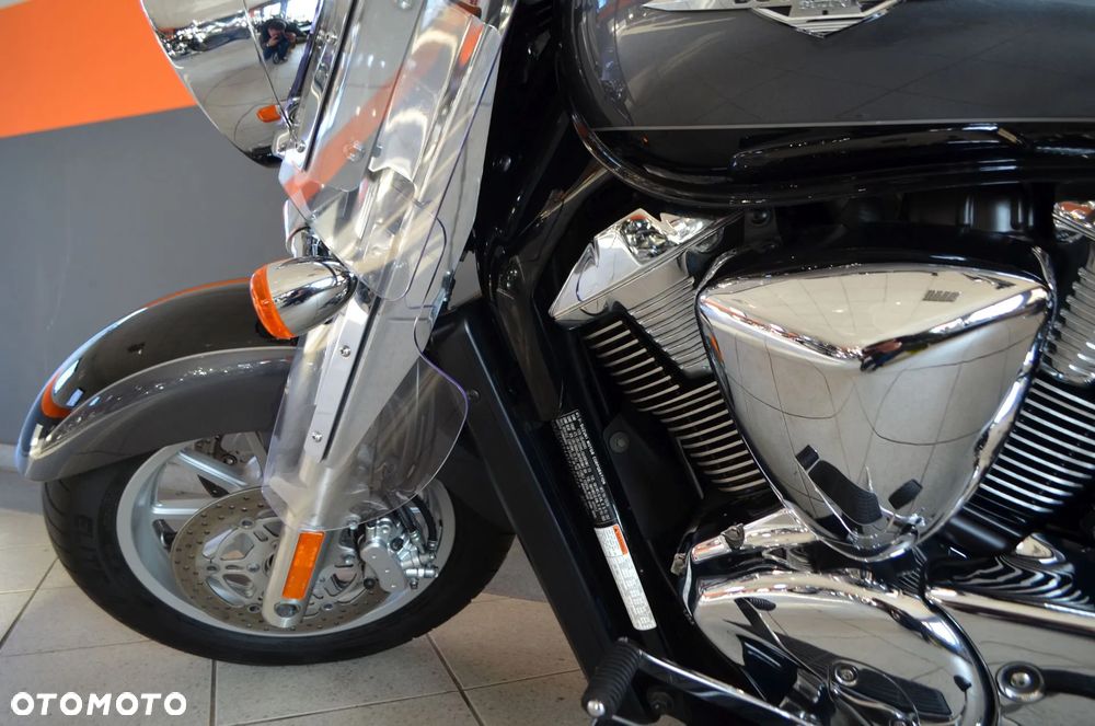 Suzuki Boulevard - 24