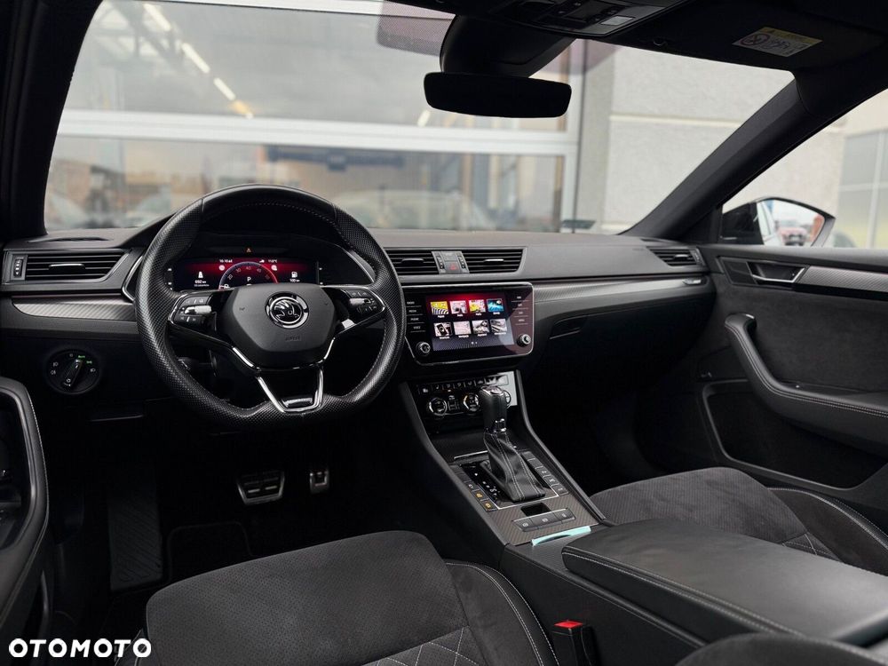 Skoda Superb 2.0 TDI SCR 4x4 Sportline DSG - 13