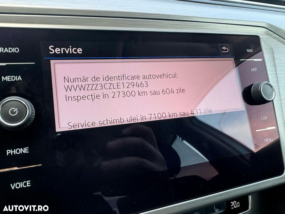 Volkswagen Passat 2.0 TDI DSG Advance - 18