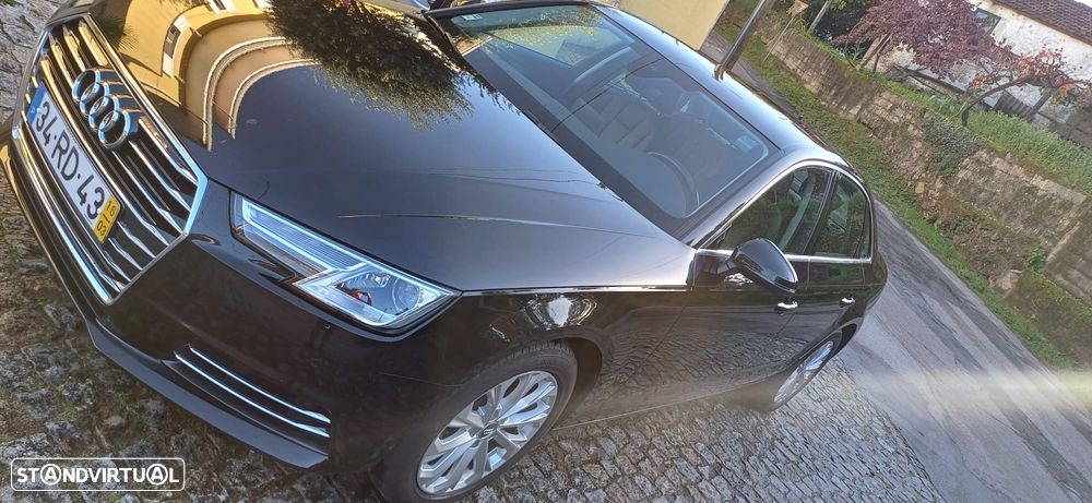 Audi A4 2.0 TDI Advance - 13