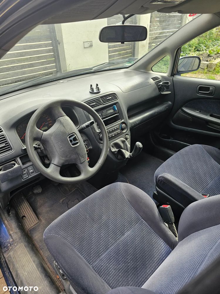 Honda Stream 1.7i ES - 9