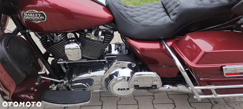 Harley-Davidson Touring Electra Glide - 17