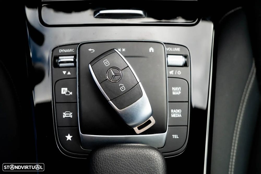 Mercedes-Benz A 250 e 8G-DCT Edition AMG Line - 37