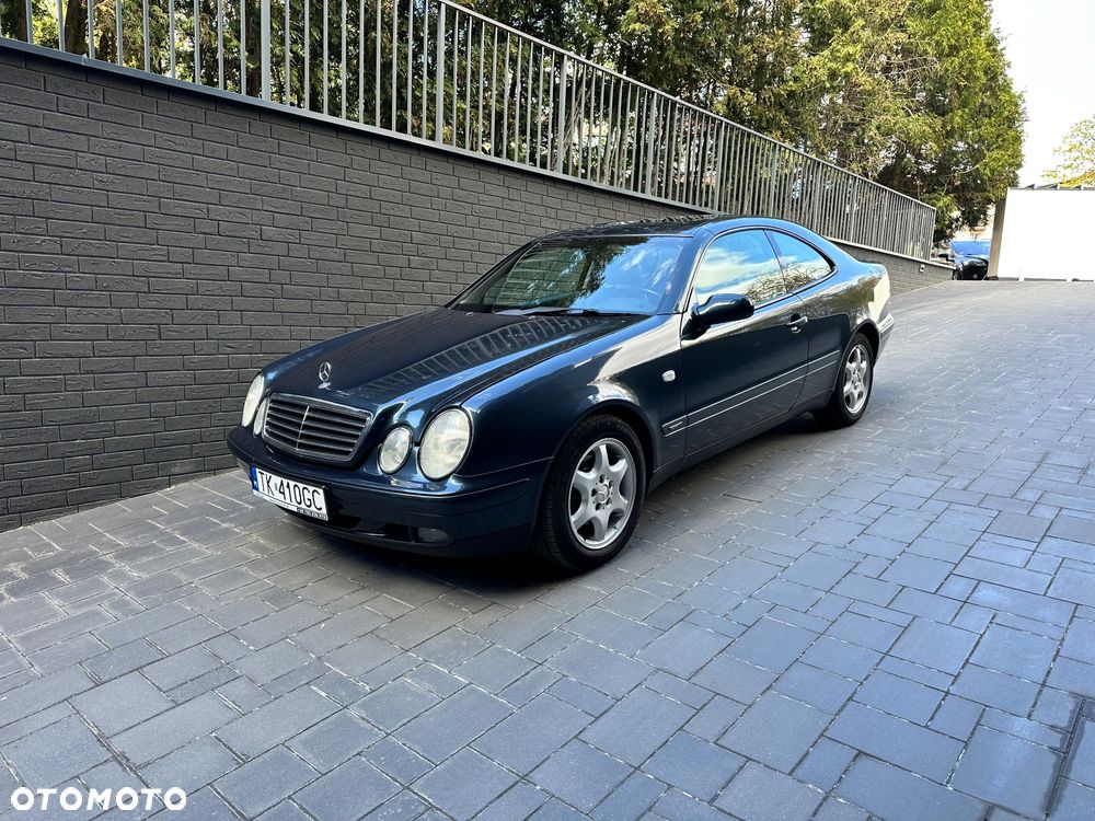 Mercedes-Benz CLK - 1