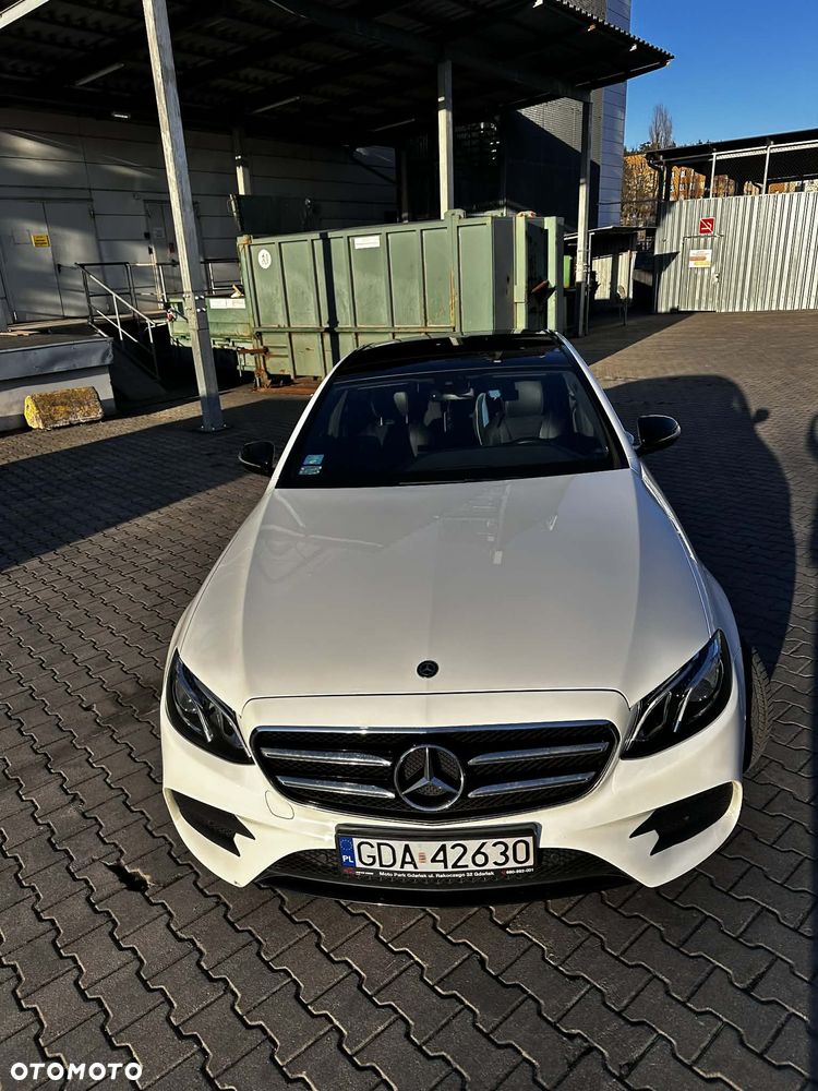 Mercedes-Benz Klasa E 220 d 4-Matic Avantgarde - 2