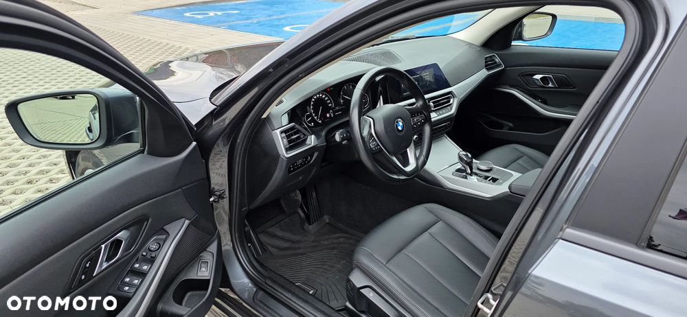 BMW Seria 3 320d Efficient Dynamics Edition Advantage - 39