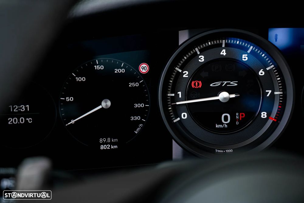 Porsche 911 (992) Carrera 4 GTS PDK - 37