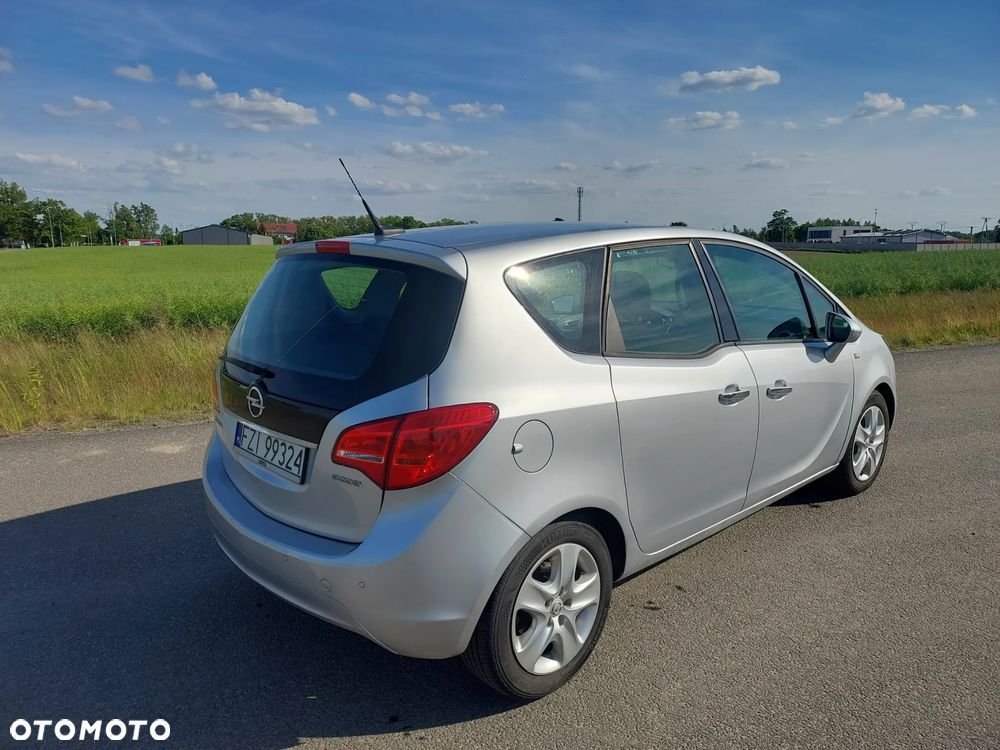 Opel Meriva 1.4 T Cosmo - 4