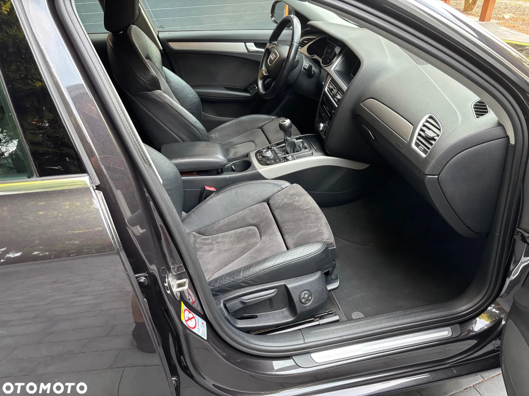 Audi A4 Avant 2.0 TDI ultra - 14