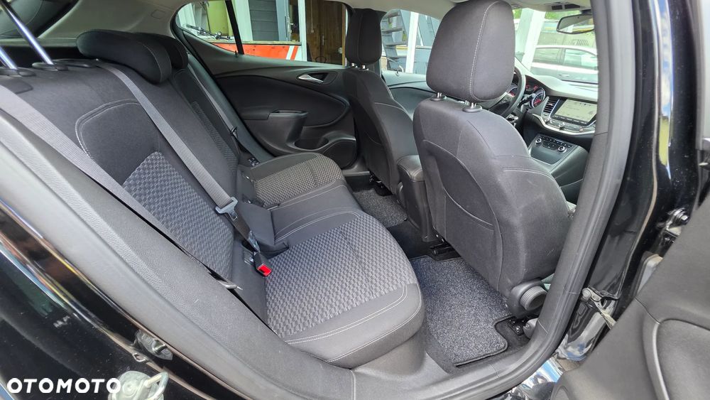 Opel Astra 1.0 T Essentia S&S - 8