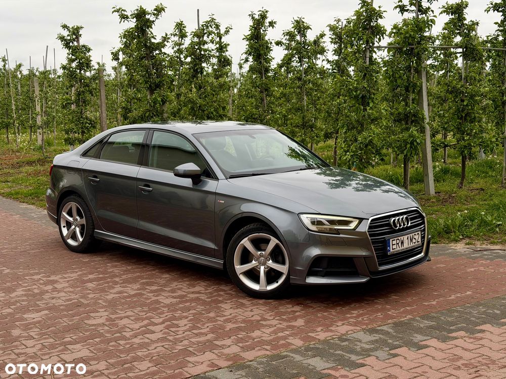 Audi A3 Limousine 35 TFSI Sport S tronic - 1