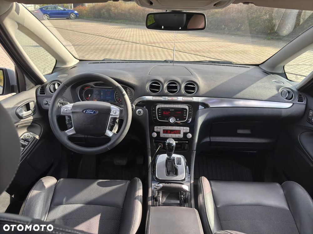 Ford S-Max 2.0 TDCi DPF Business Edition - 12
