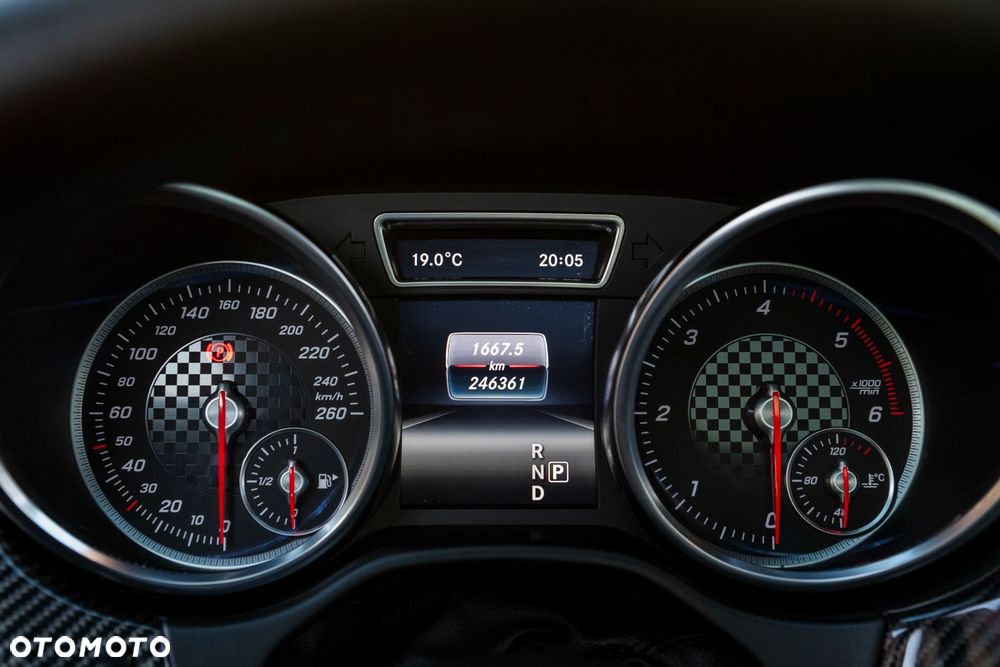Mercedes-Benz GLE 350 d 4-Matic - 12