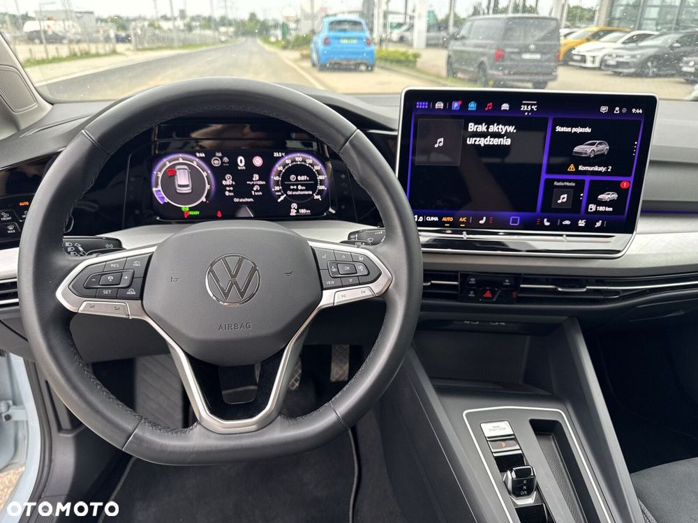 Volkswagen Golf Variant - 14