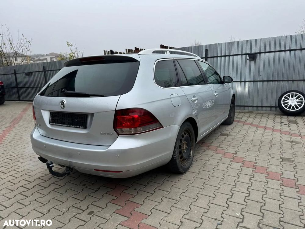 Volkswagen Golf Variant 2.0 TDI DPF Style - 10