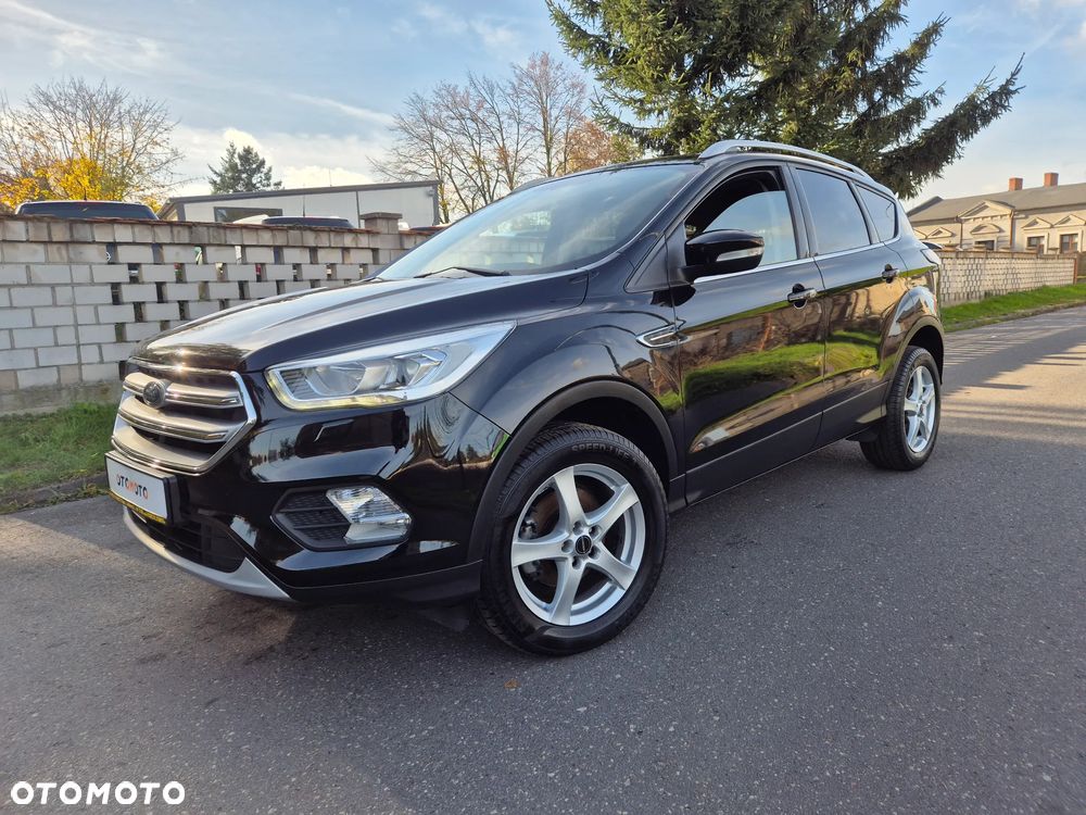 Ford Kuga 1.5 EcoBoost 2x4 Business Edition - 1