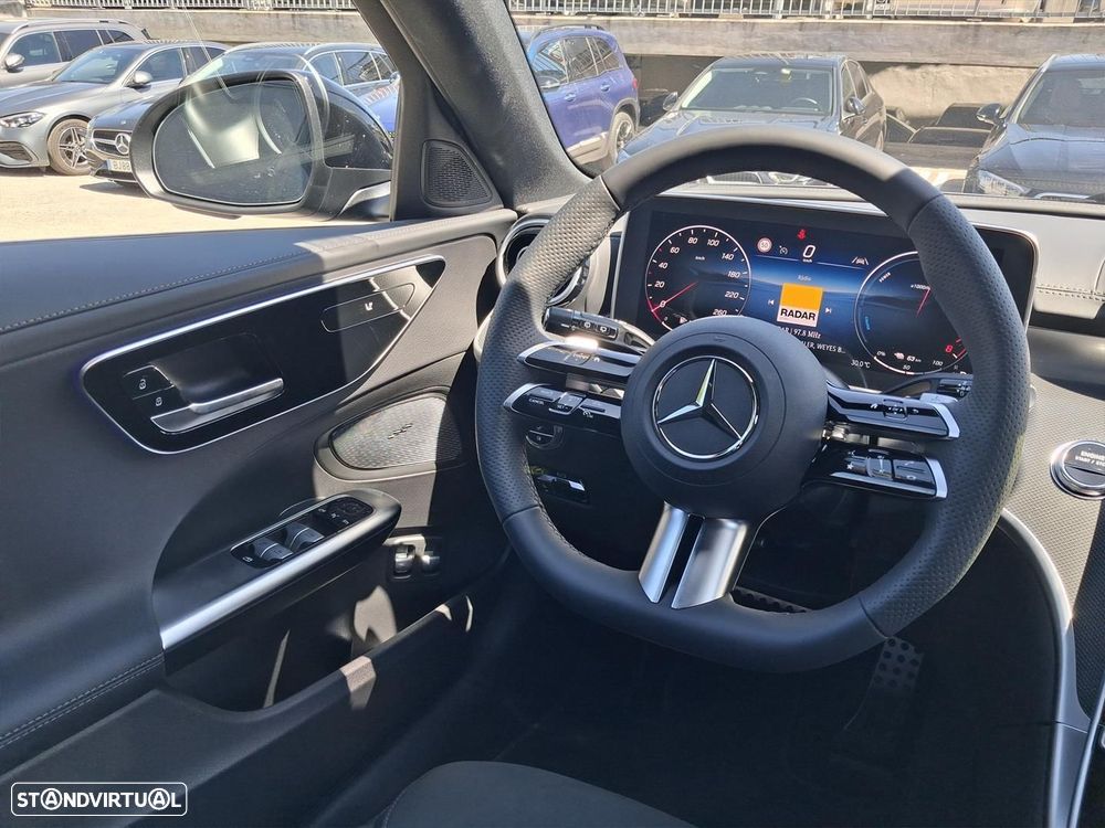 Mercedes-Benz C 300 e AMG Line - 15
