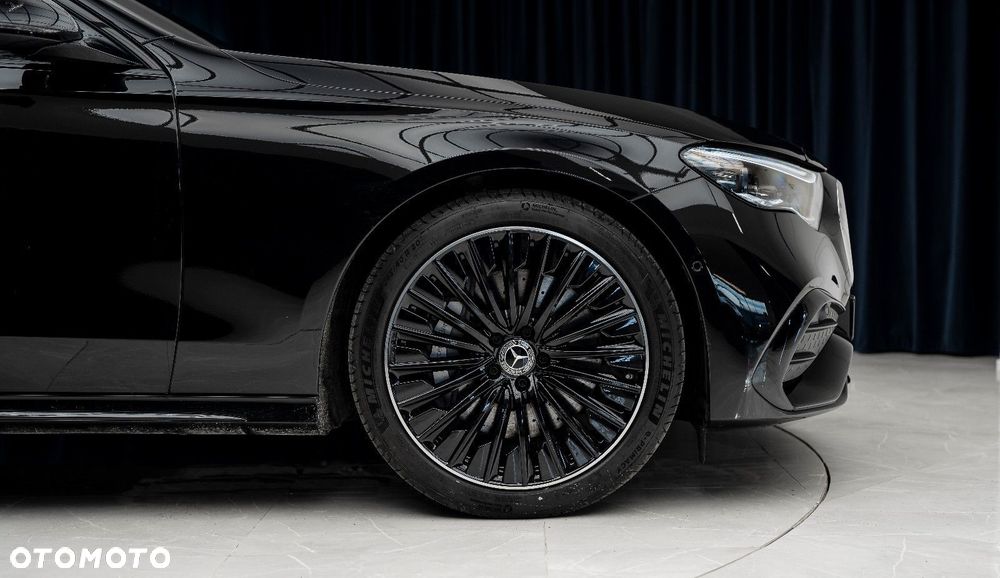 Mercedes-Benz Klasa E 220 d 4-Matic AMG - 9