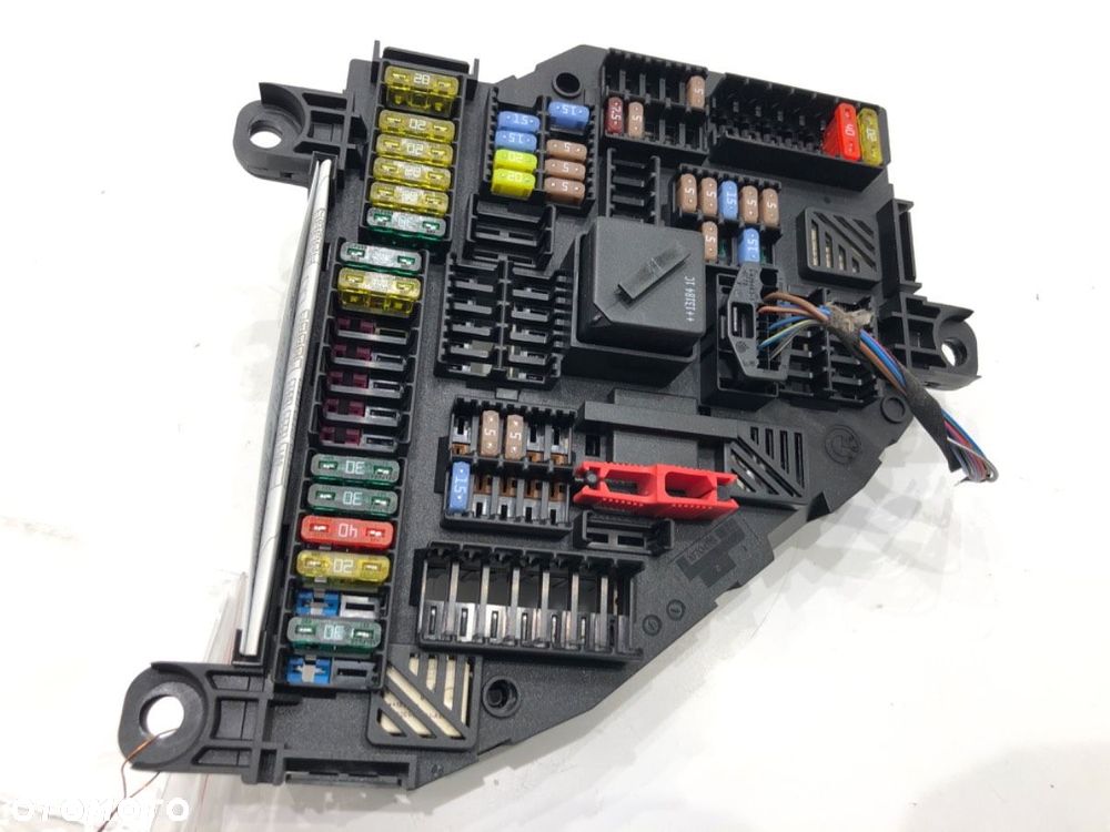 SKRZYNKA BEZPIECZNIKÓW  BMW X3 (F25) 2010 - 2017 xDrive 20 d 135 kW [184 KM] olej napędowy 2010 - - 1
