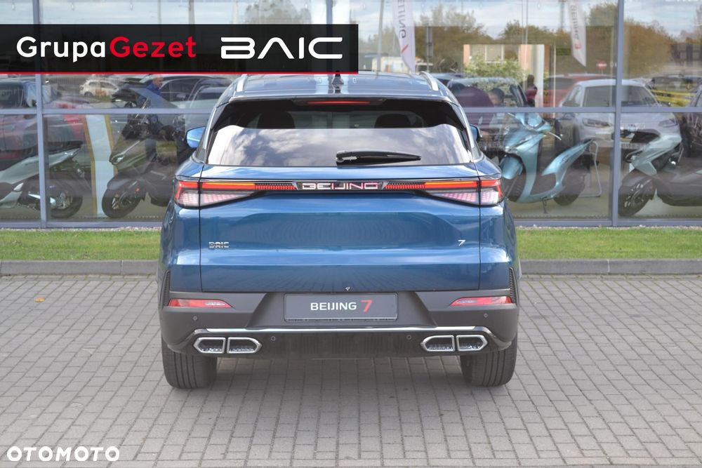 BAIC 7 - 7