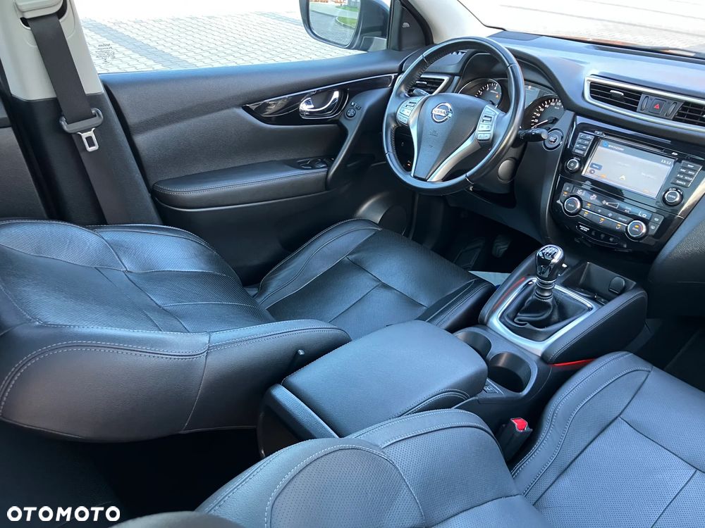 Nissan Qashqai 1.2 DIG-T N-Connecta EU6 - 34