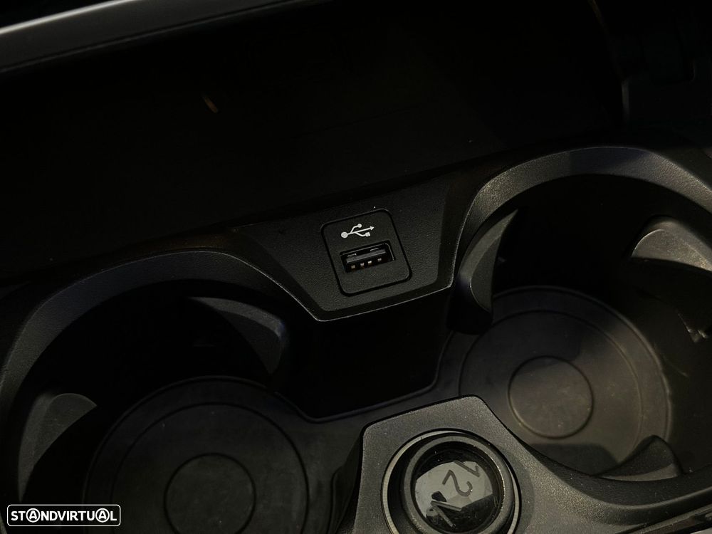 BMW 318 d Line Sport Auto - 23